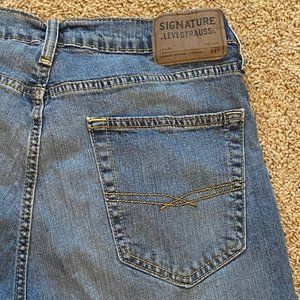 Signature Levi's Mens Jeans size 32x32